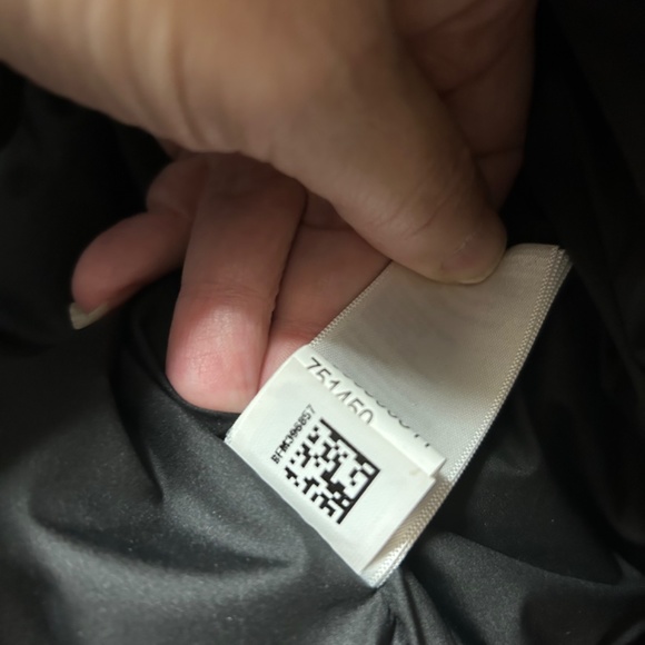 THE NORTH FACE, 550 Down Fill Hooded Jacket/Coat, size Medium - Picture 4 of 6